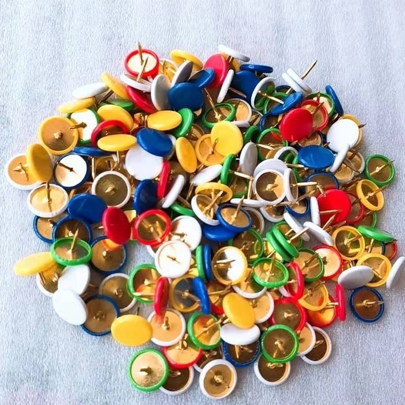 Head Pin Assorted - 130個の丸頭プッシュピン、ランダムカラーアソート、カレンダー写真のピン留め用に設計、かわいい丸頭デザイン