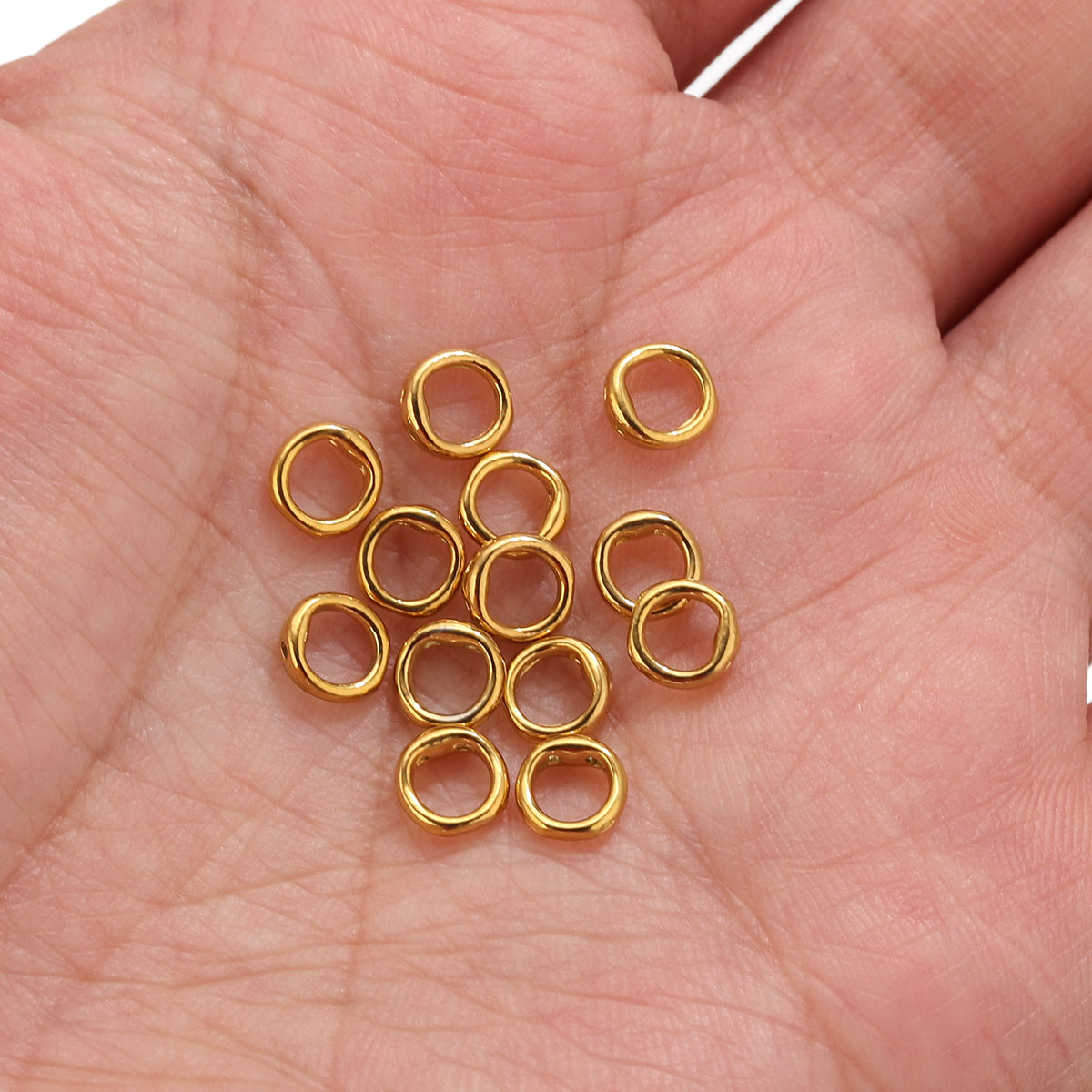 20個入り ステンレス製クラスプ エンドコネクター フック  - Jewelry Making Essentials のレビューと価格
