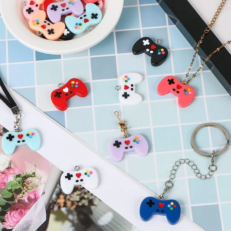 女性用レジンビデオゲームコントローラー,9個,ペンダント,キ - Jewelry Making Game のレビューと価格