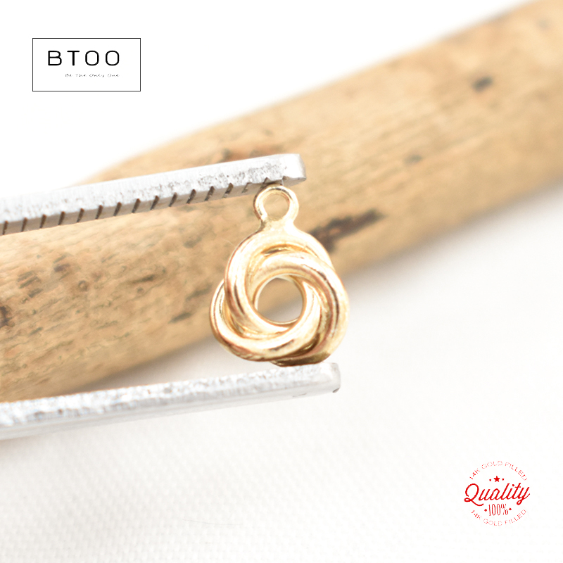 14Kゴールドフィルド ラブノットチャーム 5MM/6MM  - Jewelry Making Knots のレビューと価格